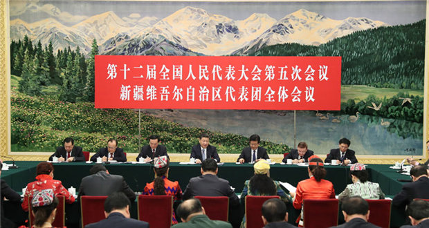 習近平：努力建設中國特色社會主義新疆
