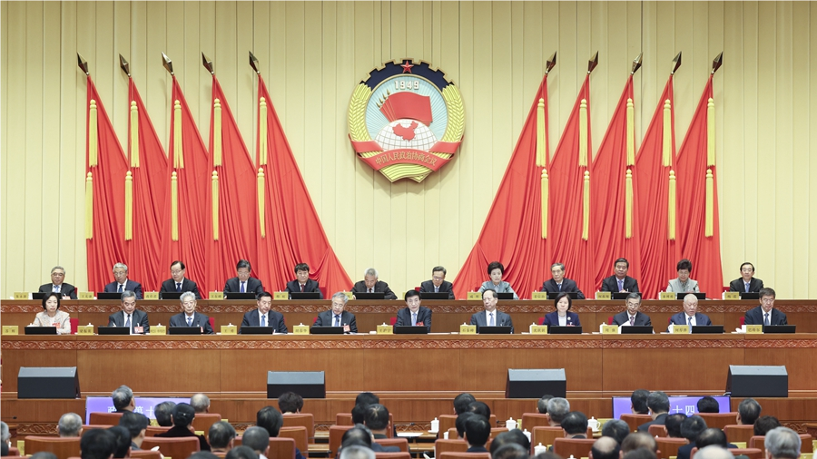 全國政協(xié)十四屆常委會第六次會議舉行 王滬寧主持